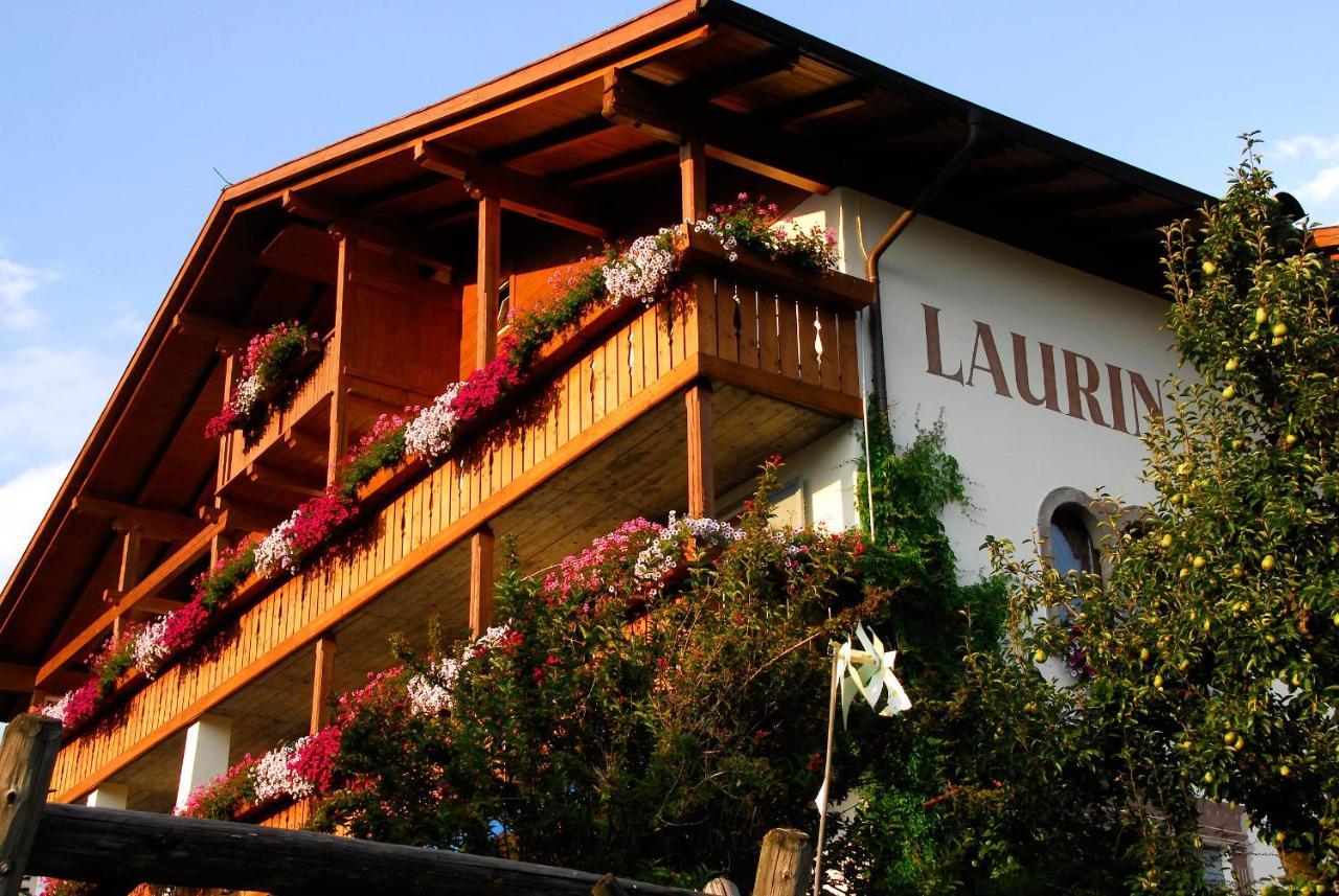 Pension Laurin Schenna Exteriér fotografie